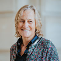 Prof. Dr. Christine Bartsch